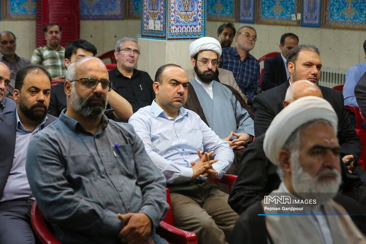 نشست استاندار و مجمع نیروهای انقلاب استان اصفهان