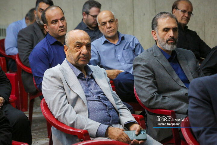 نشست استاندار و مجمع نیروهای انقلاب استان اصفهان