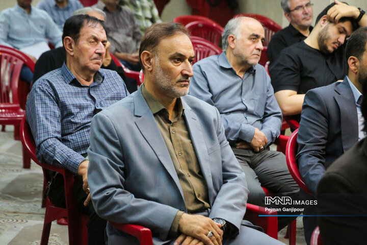 نشست استاندار و مجمع نیروهای انقلاب استان اصفهان