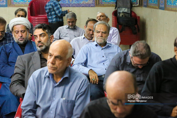 نشست استاندار و مجمع نیروهای انقلاب استان اصفهان