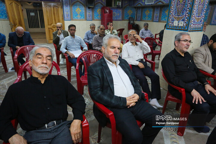 نشست استاندار و مجمع نیروهای انقلاب استان اصفهان