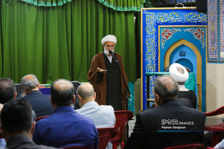 نشست استاندار و مجمع نیروهای انقلاب استان اصفهان