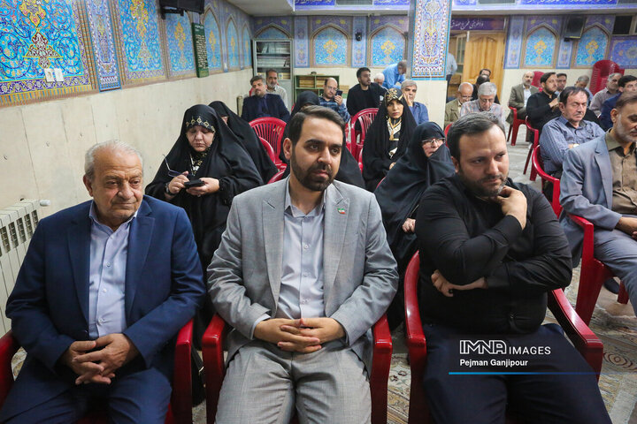 نشست استاندار و مجمع نیروهای انقلاب استان اصفهان