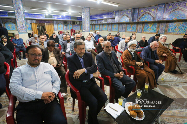 نشست استاندار و مجمع نیروهای انقلاب استان اصفهان