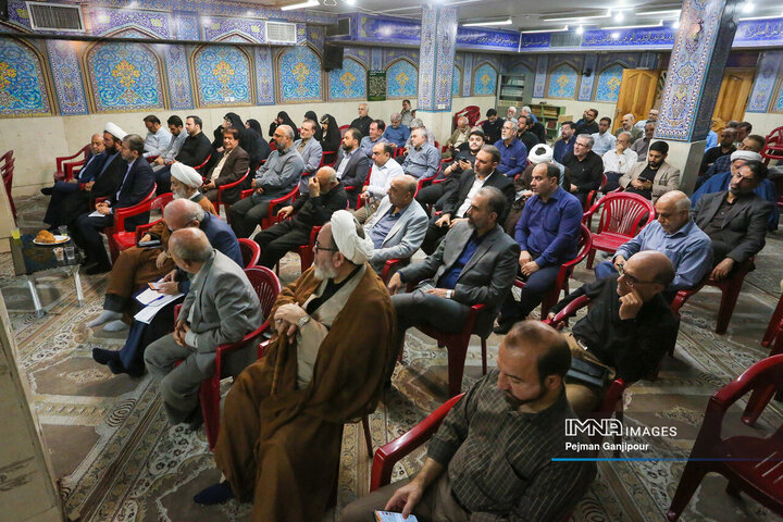 نشست استاندار و مجمع نیروهای انقلاب استان اصفهان