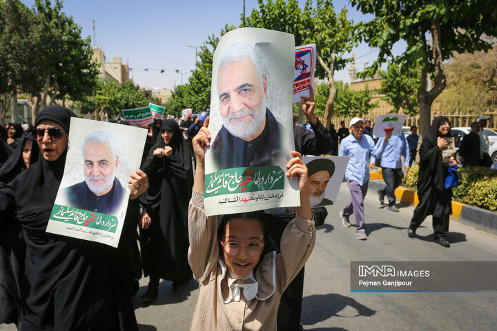 راهپیمایی جمعه‌های خشم و نصر در اصفهان