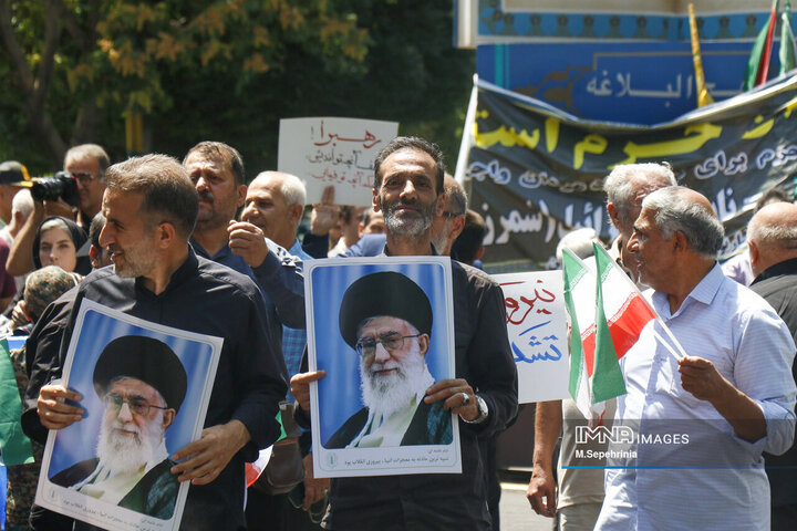 راهپیمایی جمعه‌های خشم و نصر در تبریز