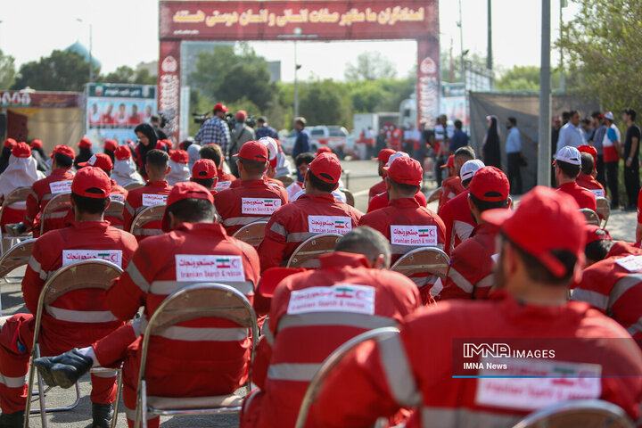 آیین بدرقه کاروان امداد و نجات اربعین حسینی