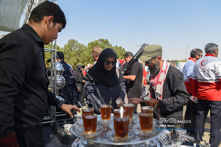 آیین بدرقه کاروان امداد و نجات اربعین حسینی