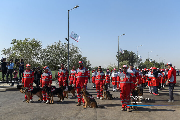 آیین بدرقه کاروان امداد و نجات اربعین حسینی