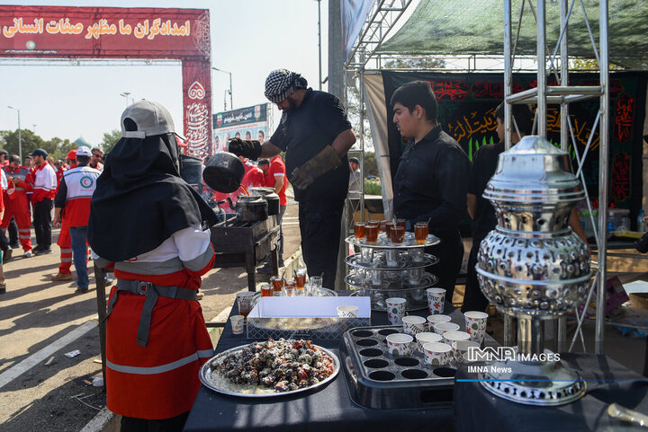 آیین بدرقه کاروان امداد و نجات اربعین حسینی