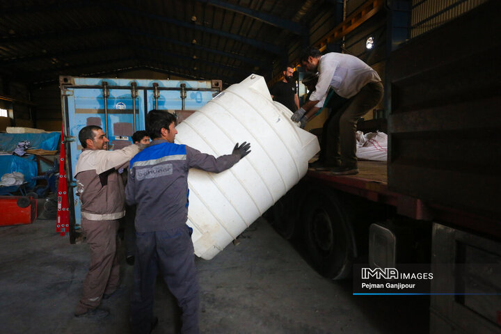 ارسال تجهیزات موکب شهرداری اصفهان به مرز چذابه و کربلا