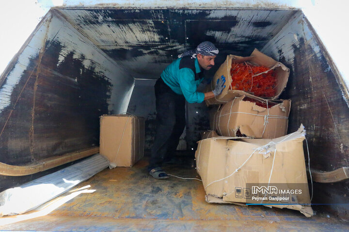 ارسال تجهیزات موکب شهرداری اصفهان به مرز چذابه و کربلا