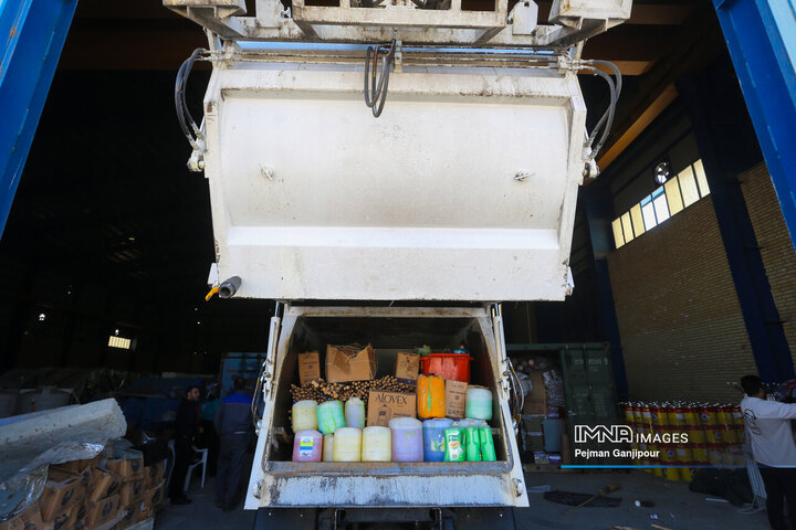 ارسال تجهیزات موکب شهرداری اصفهان به مرز چذابه و کربلا