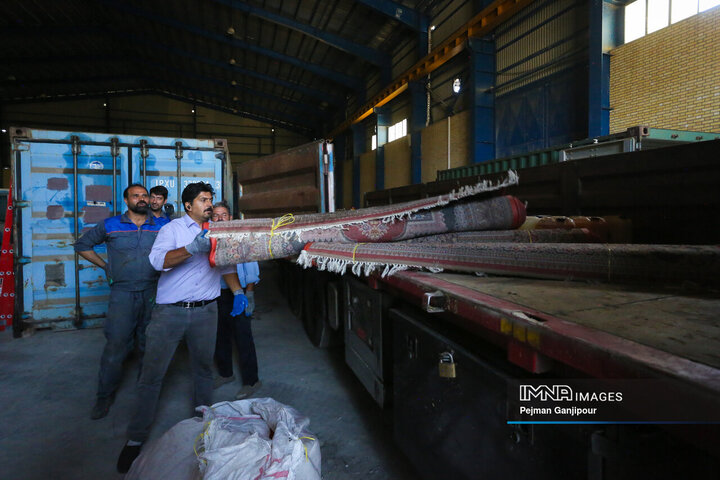 ارسال تجهیزات موکب شهرداری اصفهان به مرز چذابه و کربلا