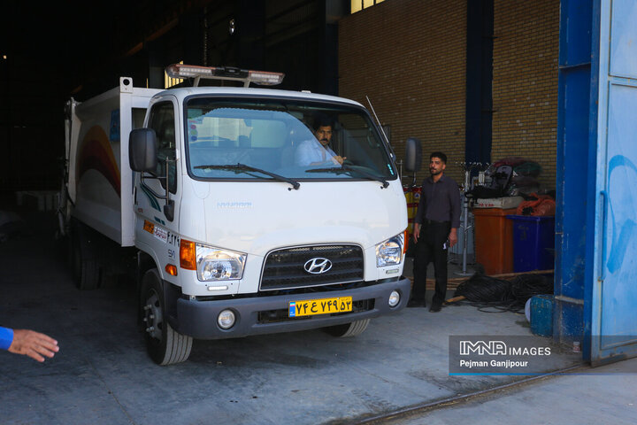 ارسال تجهیزات موکب شهرداری اصفهان به مرز چذابه و کربلا