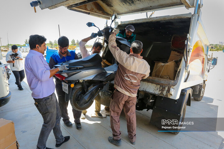 ارسال تجهیزات موکب شهرداری اصفهان به مرز چذابه و کربلا