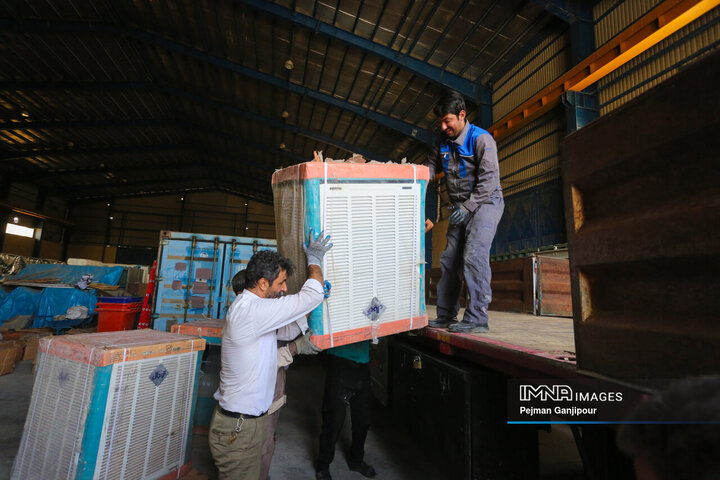 ارسال تجهیزات موکب شهرداری اصفهان به مرز چذابه و کربلا