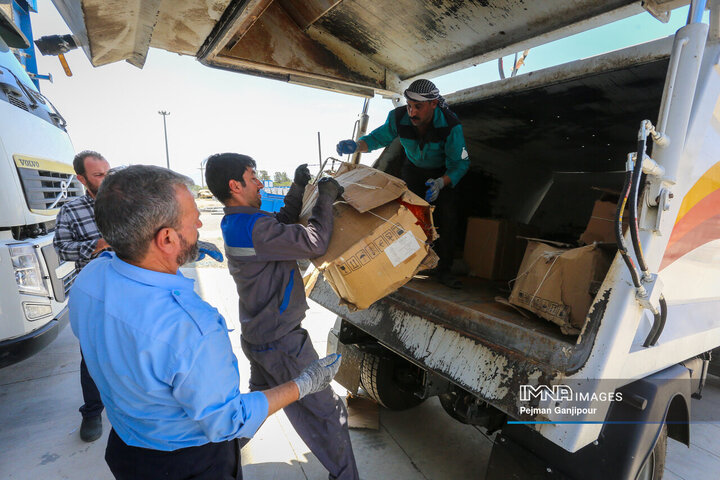 ارسال تجهیزات موکب شهرداری اصفهان به مرز چذابه و کربلا