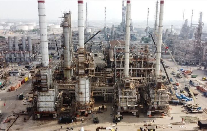 تعمیرات اساسی شرکت پالایش نفت امام خمینی(ره) شازند آغاز شد