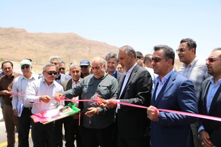 شتاب در توسعه محورهای ترانزیتی جنوب کشور با اعتباری بالغ بر ۱۴ هزار میلیارد ریال