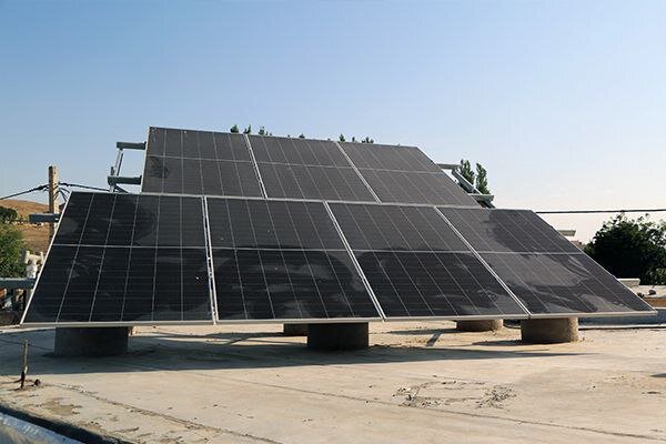 بهرهبرداری از نیروگاه خورشیدی نهاد ریاستجمهوری