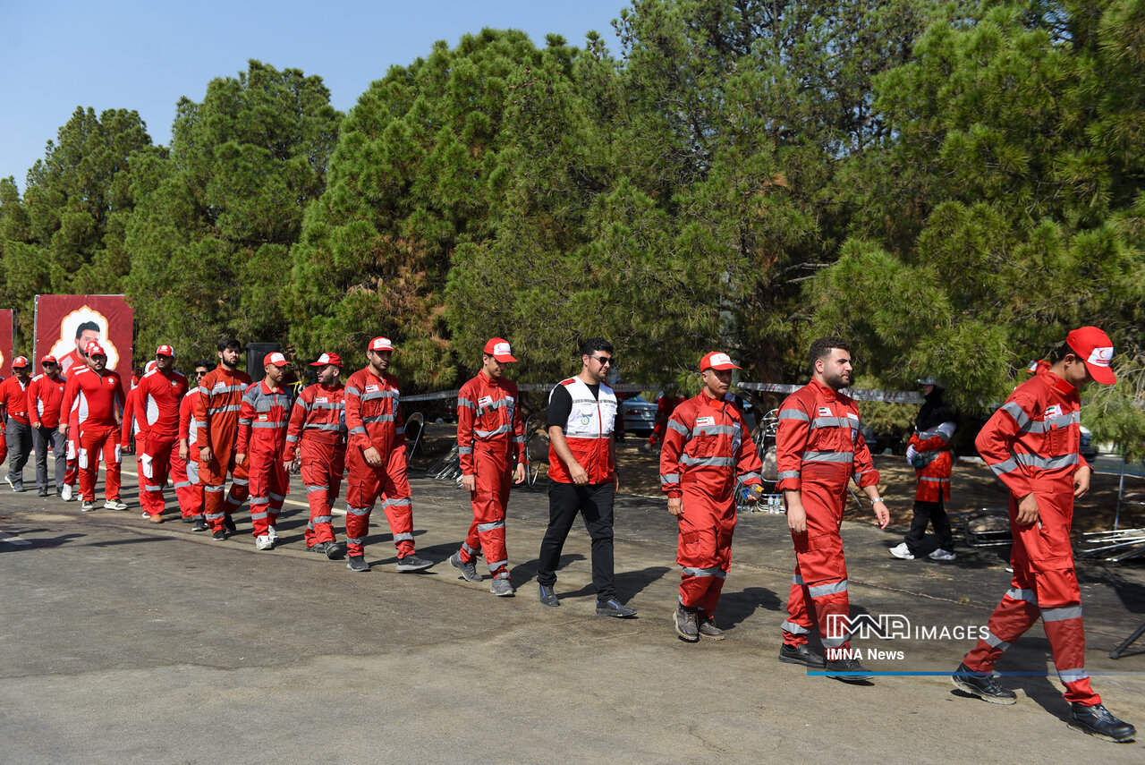 جمعیتی به رنگ داوطلبی برای خدمت در مشایه اربعین