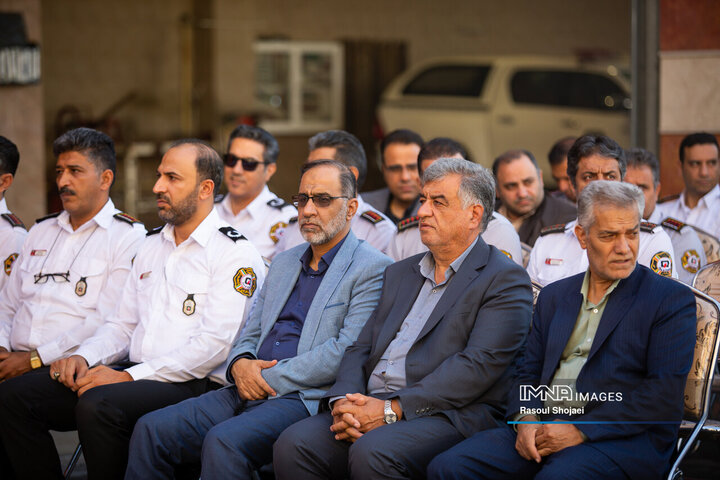 اعزام آتش‌نشانان اصفهانی به کربلا