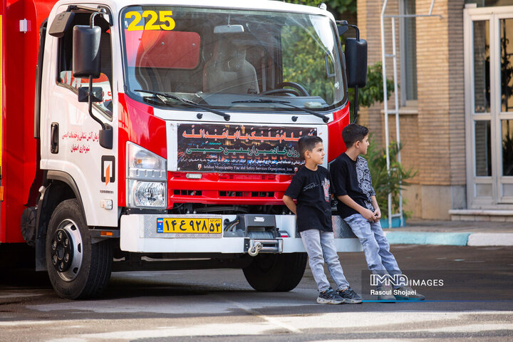 اعزام آتش‌نشانان اصفهانی به کربلا