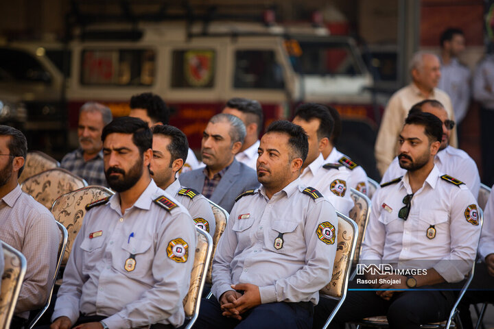 اعزام آتش‌نشانان اصفهانی به کربلا