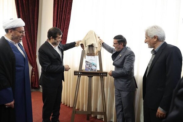 کتاب «منظومه فکری رهبر معظم انقلاب اسلامی در ورزش» رونمایی شد