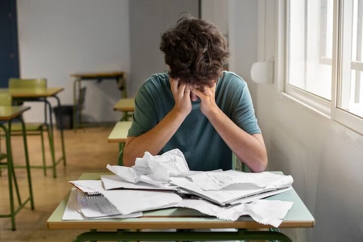 افت تحصیلی؛ خطری پنهان برای آینده تحصیلی و مسیر شغلی دانش‌آموزان