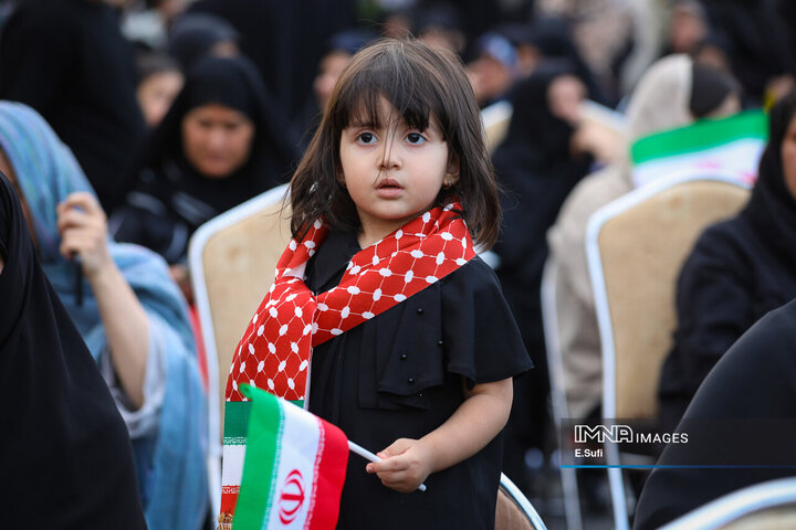 مراسم گرامیداشت روز ایثار و مقاومت اراک