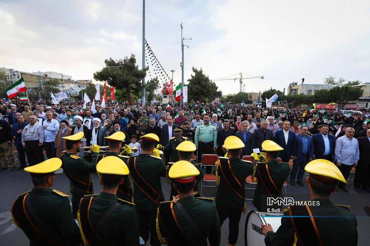 مراسم گرامیداشت روز ایثار و مقاومت اراک