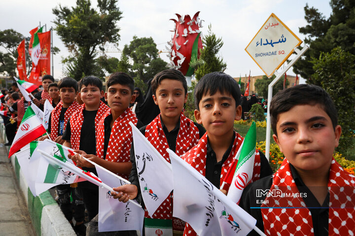 مراسم گرامیداشت روز ایثار و مقاومت اراک