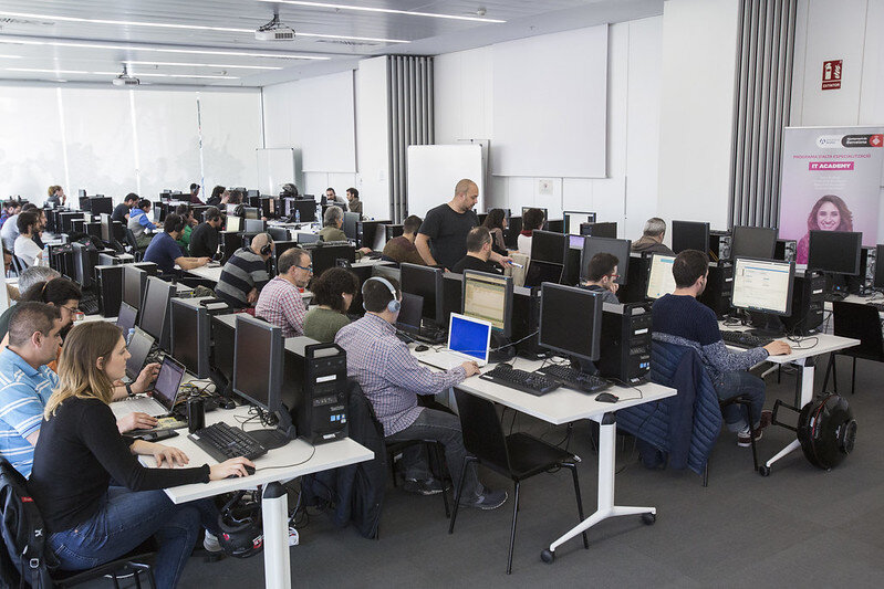 اصول و راهکارهای برنامه‌ریزی اقتصاد مقاومتی در شهرها