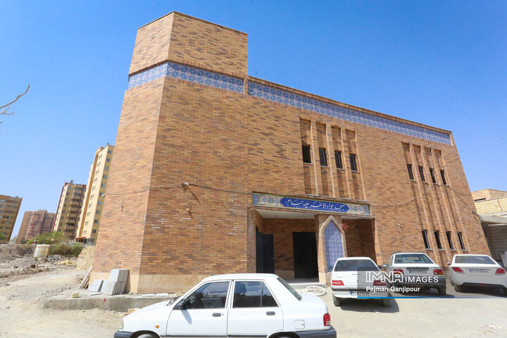 بازدید کمیسیون فرهنگی، اجتماعی و ورزشی شورای شهر از روند ساخت چشمه های نورانی در مناطق شهرداری اصفهان