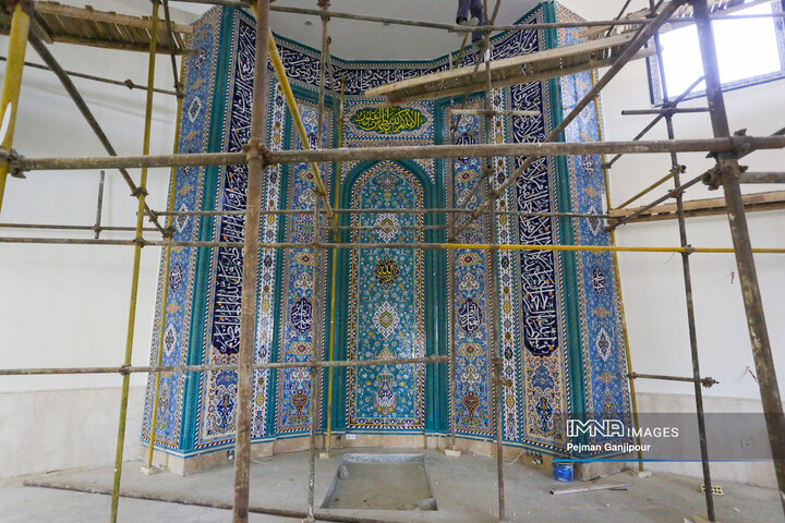 بازدید کمیسیون فرهنگی، اجتماعی و ورزشی شورای شهر از روند ساخت چشمه های نورانی در مناطق شهرداری اصفهان