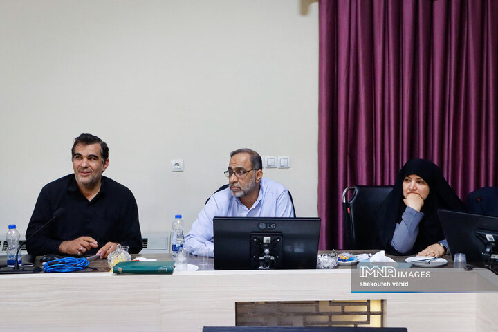 جلسه کمیسیون سلامت، محیط زیست و خدمات شهری شورای شهر اصفهان