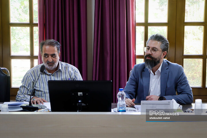 جلسه کمیسیون سلامت، محیط زیست و خدمات شهری شورای شهر اصفهان