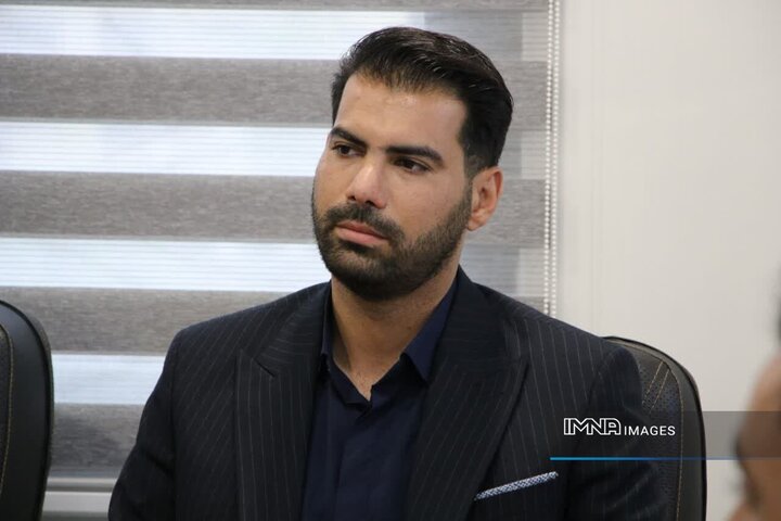 فرهنگ‌سازی درباره آسیب‌های کمک به متکدیان ضروری است