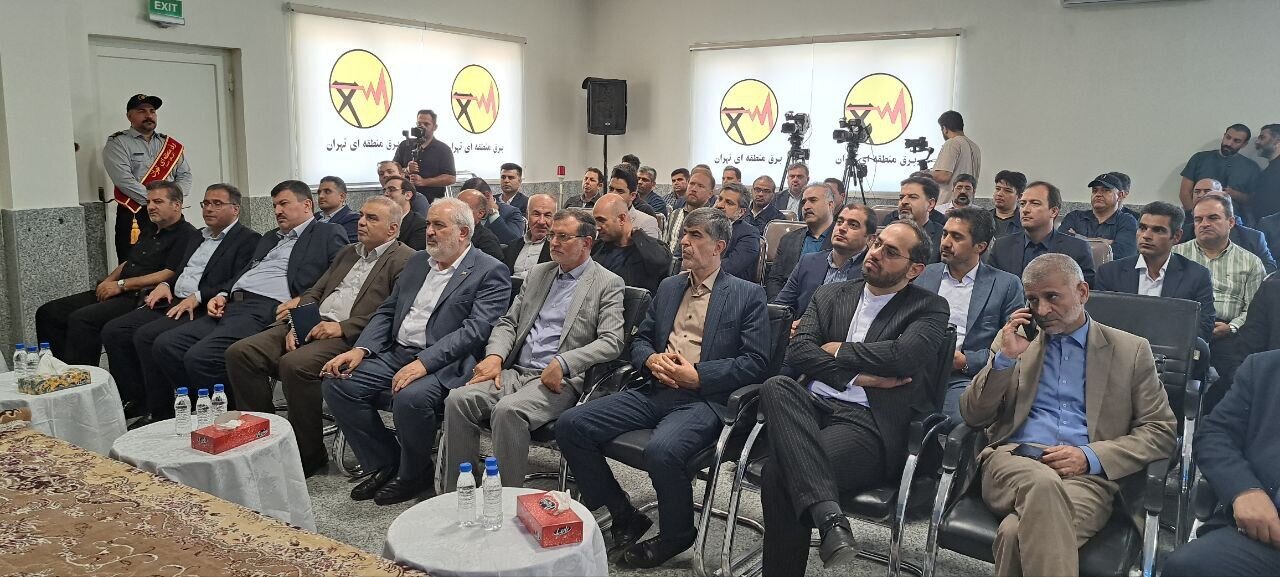 هر هفته طرح های آب و برق و نیروگاه خورشیدی افتتاح میشود