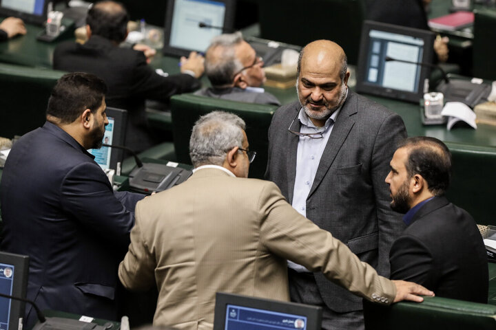 ۶ وزیر به کمیسیون‌های مجلس شورای اسلامی می‌روند