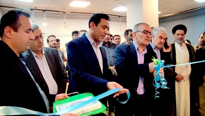 نمایشگاه هنر مقاومت در یاسوج افتتاح شد+ عکس