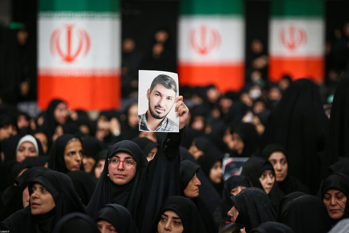 مراسم بزرگداشت شهدای جنگ تحمیلی اخیر با حضور رهبر انقلاب
