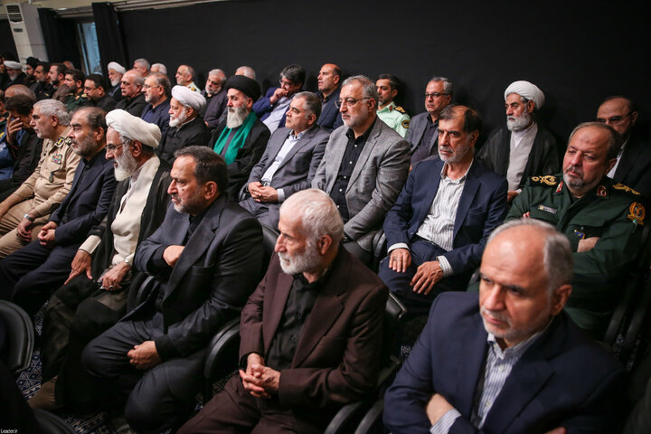 مراسم بزرگداشت شهدای جنگ تحمیلی اخیر با حضور رهبر انقلاب