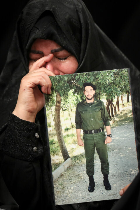 مراسم بزرگداشت شهدای جنگ تحمیلی اخیر با حضور رهبر انقلاب