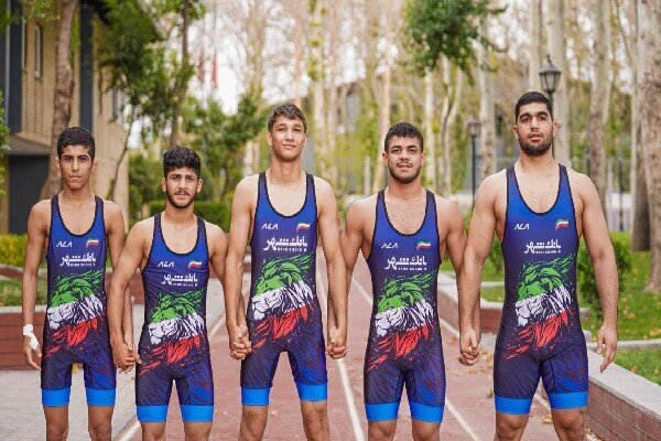 ضرب مدال نقره و برنز توسط فرنگی‌کاران نوجوان ایران