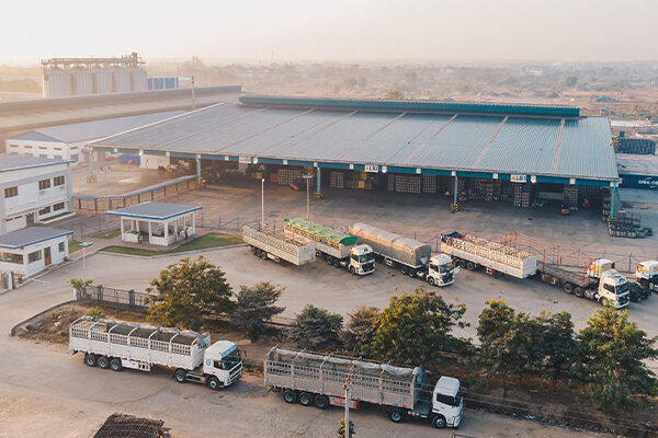 چگونه نوع ماشین حمل بار را جهت باربری آنلاین انتخاب کنیم؟