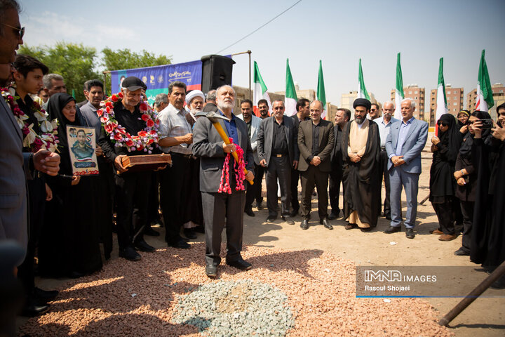 آیین بهره‌برداری از پروژه‌های منطقه ۷ اصفهان